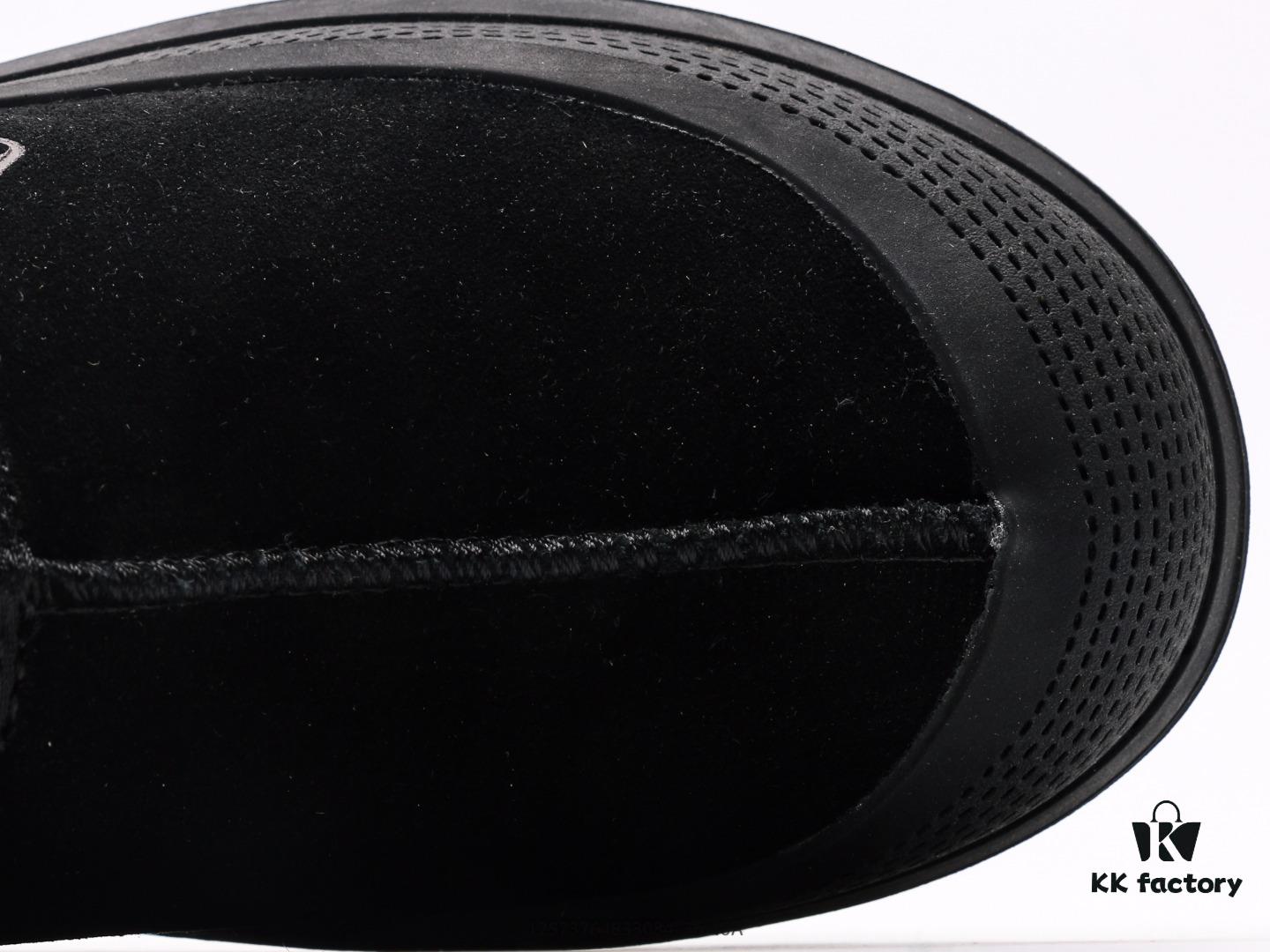 UGG Full Sheepskin Lined Top-Quality Genuine Leather Snow Boots from Australia - Warm and Luxurious Unisex Style, Model UGG-5877