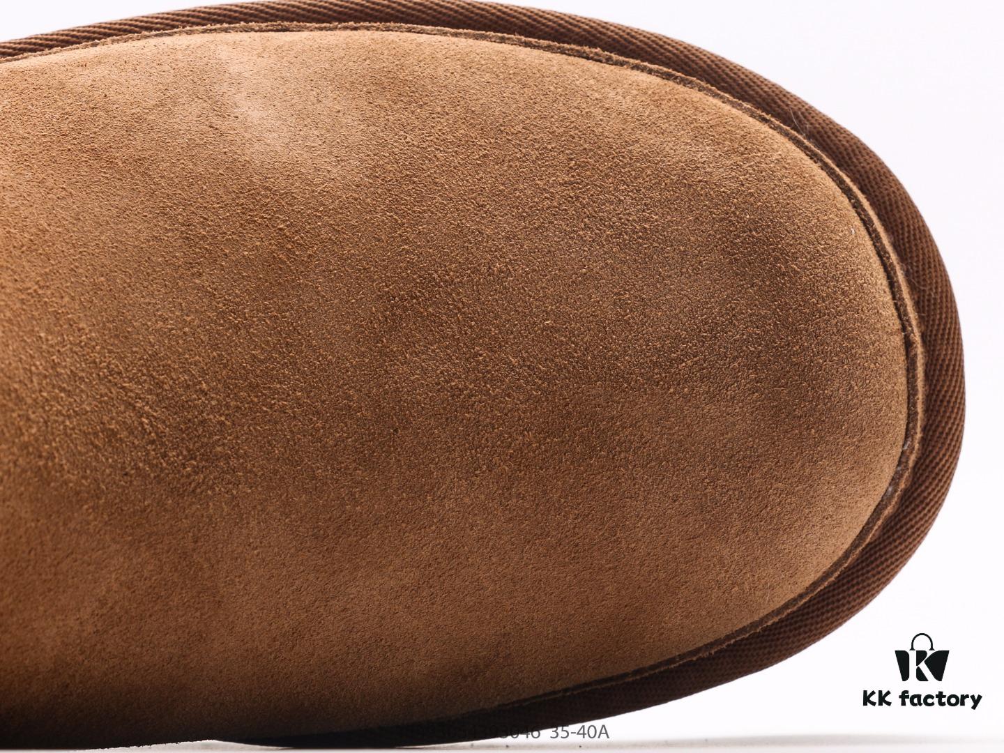 High-End Quality Sheepskin Integrated Warm Snow Boots from Australian Luxury Brand, Couples Style UGG-5877 Official Website Synchronized, Made with Imported Cowhide, Exquisitely Crafted with Imported Rubber Foam Outsole (Comfortable, Soft, Wear-Resistant), Genuine Quality, Superb Workmanship, Instantly Love at First Sight