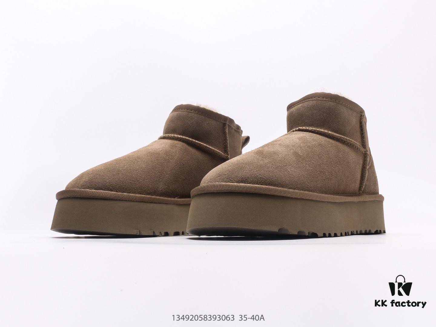 UGG Outdoor Snow Boots for Women, Official Synchronized Packaging with Inspection Label, Made from Original Factory Water-Repellent and Stain-Resistant Leather, Anti-Slip, Wear-Resistant, Lightweight Outsole, Short Boots, Stylish and Versatile, British Style, Comfortable Calf-High Booties for Autumn and Winter, Thick-Soled Fashionable Footwear with Excellent Warmth, Ideal for Cold Weather