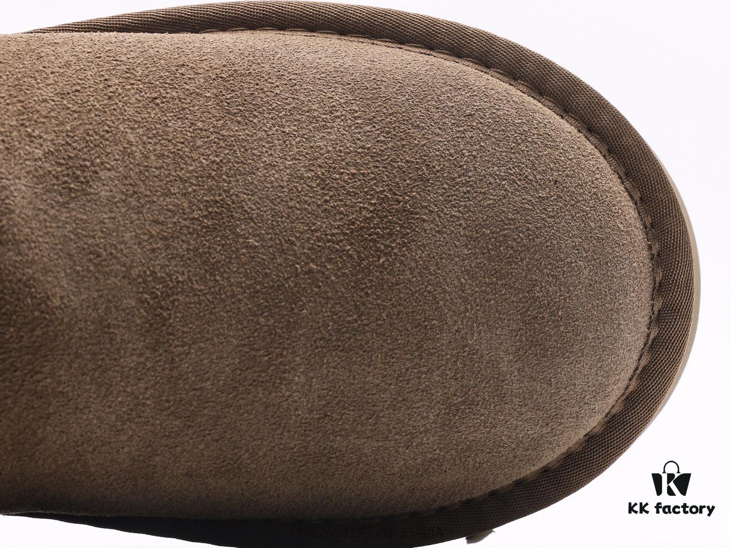 UGG Outdoor Snow Boots for Women, Official Synchronized Packaging with Inspection Label, Made from Original Factory Water-Repellent and Stain-Resistant Leather, Anti-Slip, Wear-Resistant, Lightweight Outsole, Short Boots, Stylish and Versatile, British Style, Comfortable Calf-High Booties for Autumn and Winter, Thick-Soled Fashionable Footwear with Excellent Warmth, Ideal for Cold Weather