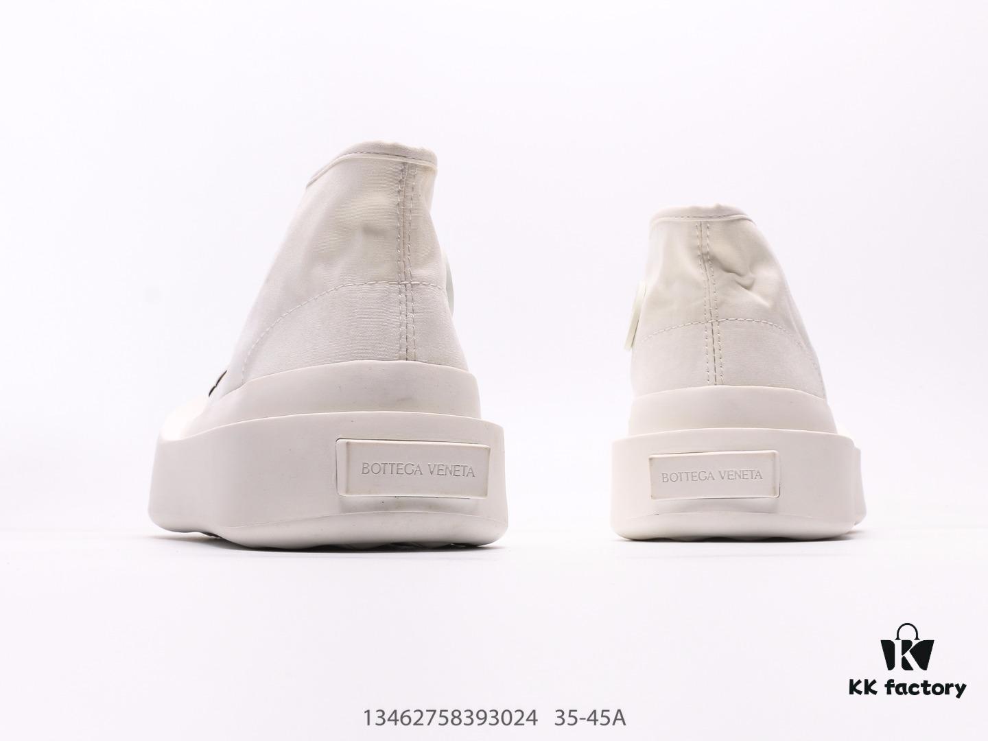 UGG Weather Hybrid Tasman Waterproof Low-Top Shoes with Color-Blocking Design, Premium Imported Luofeng Sheepskin and Wool Upper, Drawstring Slip-On Style for Easy Wear, TPU Molded Suede Outsole, Integrated Wool Insole