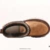 UGG Popular Item UGG Brand Has Become a Symbol of Fashion, Casual Lifestyle, and Luxury, Establishing Itself as a Global Premium Fashion Brand Focused on Delivering Luxurious Comfort to Customers