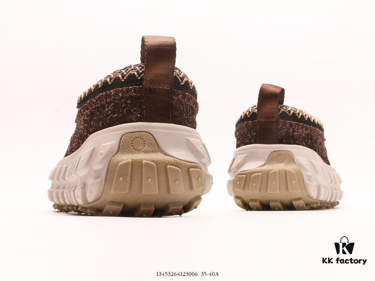 UGG Popular Item UGG Brand Has Become a Symbol of Fashion, Casual Lifestyle, and Luxury, Establishing Itself as a Global Premium Fashion Brand Focused on Delivering Luxurious Comfort to Customers