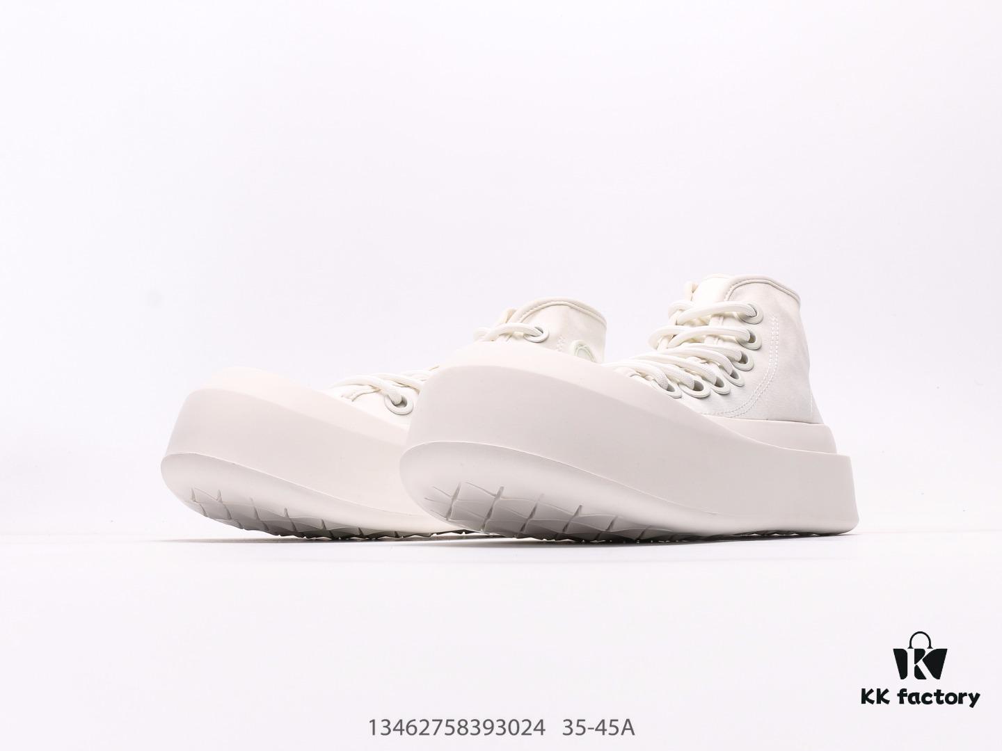 UGG Weather Hybrid Tasman Waterproof Low-Top Shoes with Color-Blocking Design, Premium Imported Luofeng Sheepskin and Wool Upper, Drawstring Slip-On Style for Easy Wear, TPU Molded Suede Outsole, Integrated Wool Insole