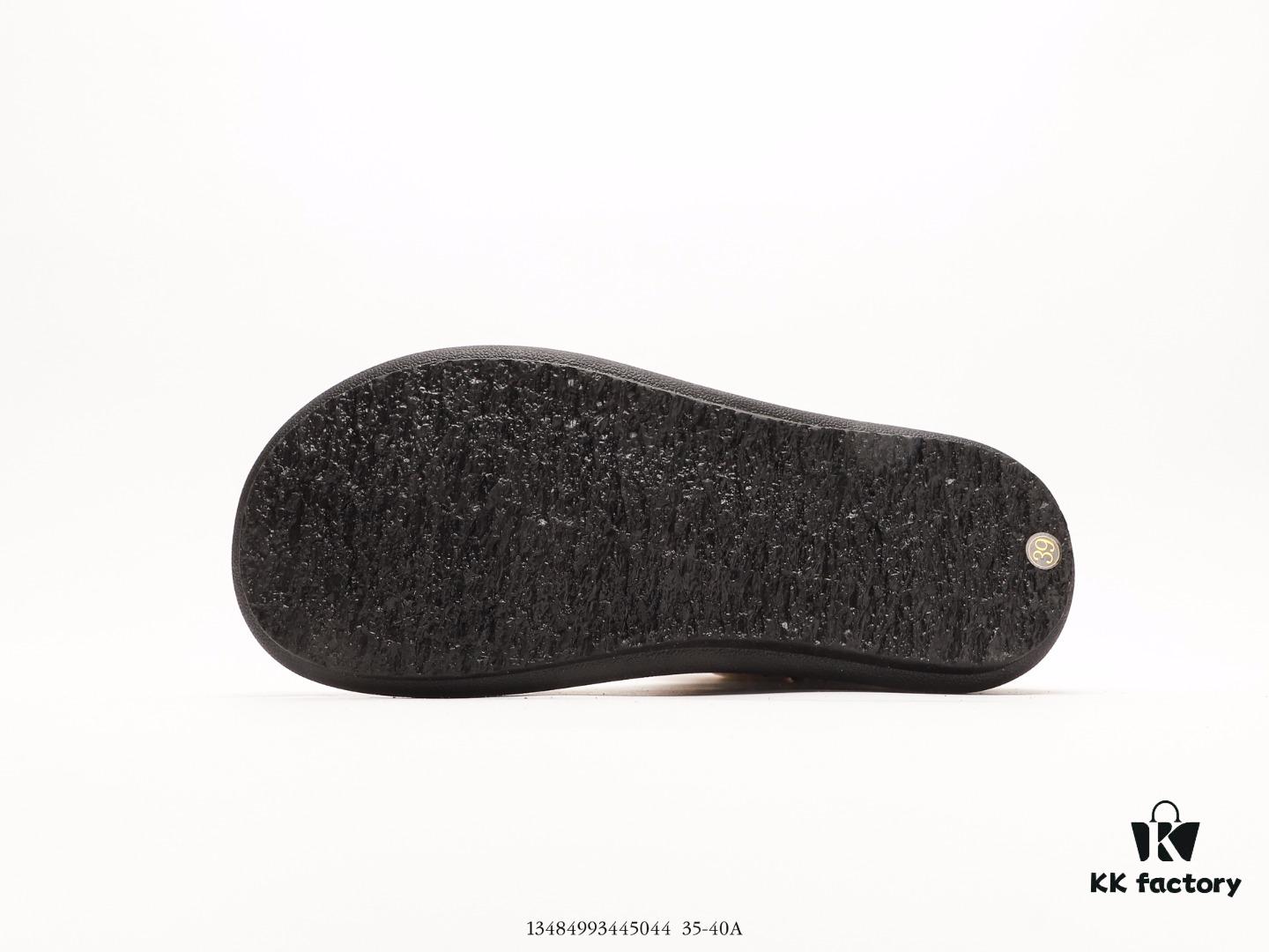 Premium Full Wool Lined UGG-5877 Australia Luxury Brand Genuine Leather Sheepskin Snow Boots for Men and Women, Imported Cowhide with Comfortable Rubber Foam Sole