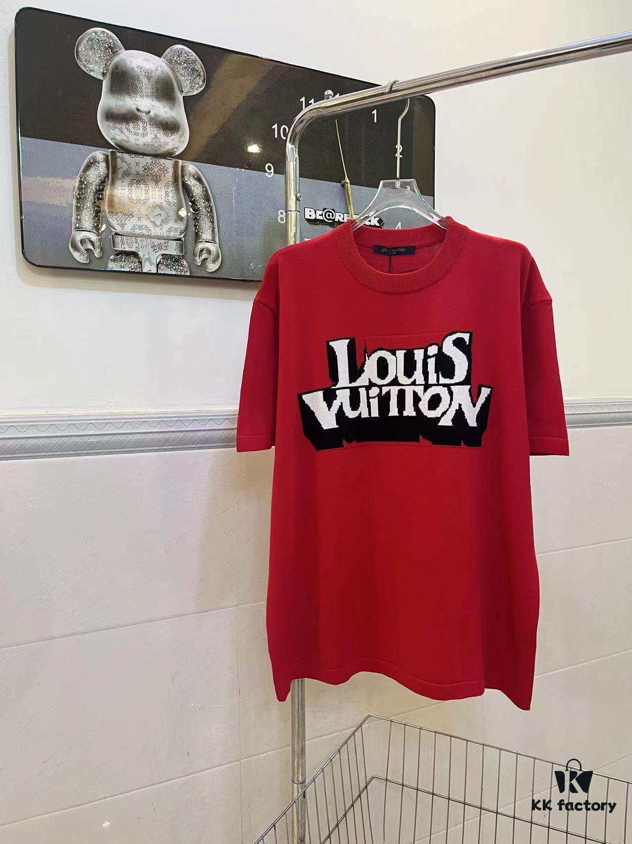 LOUIS VUITTON LV Monogram Jacquard Knit Short-Sleeve T-Shirt 24SS, Made with Fine Cotton Knitting, Intarsia LU Logo on Chest, Soft and Comfortable Fit