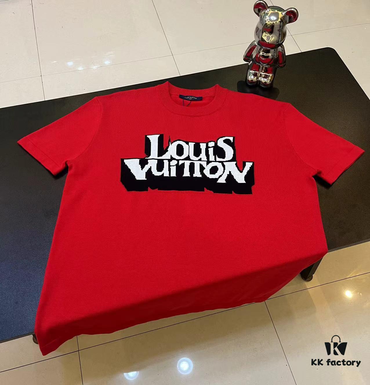 LOUIS VUITTON LV Monogram Jacquard Knit Short-Sleeve T-Shirt 24SS, Made with Fine Cotton Knitting, Intarsia LU Logo on Chest, Soft and Comfortable Fit