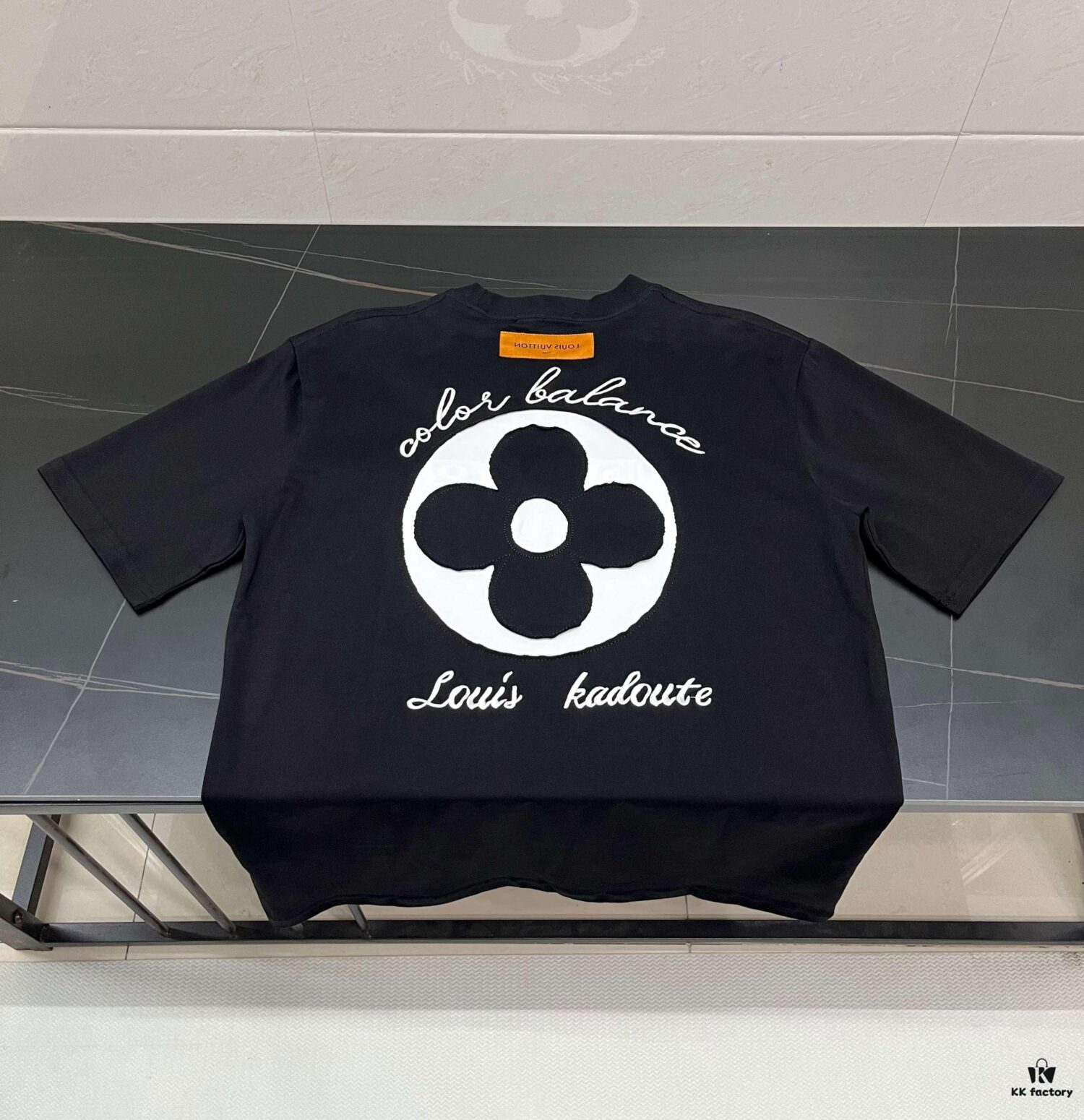 Louis Vuitton/LV New Embroidered Appliqué Round Neck Short Sleeve T-Shirt