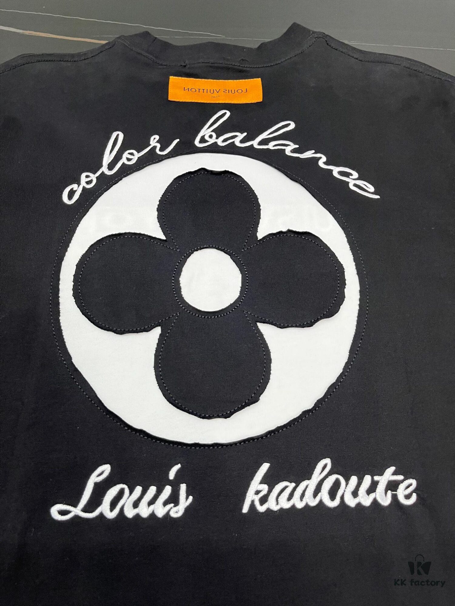 Louis Vuitton/LV New Embroidered Appliqué Round Neck Short Sleeve T-Shirt