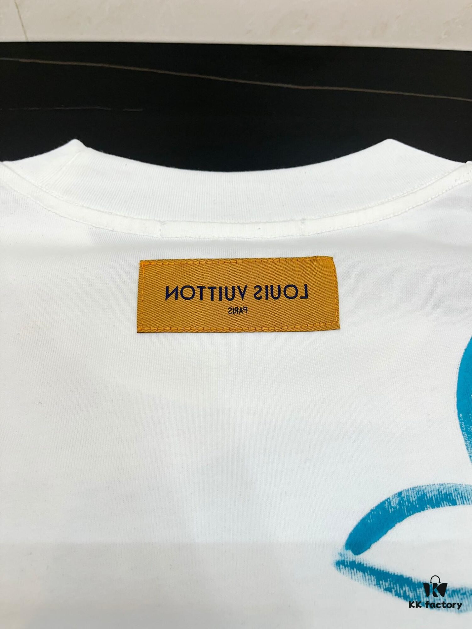 LOUIS VUITTON Louis Vuitton Hand-Painted Graffiti New Short Sleeve T-Shirt