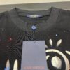 LOUIS VUITTON Louis Hand-painted Crow New Short Sleeve T-shirt, High Quality 280g Combed Cotton Double Yarn Fabric, Soft and Comfortable Wear, Front Hand-painted Crow Design with Special Craftsmanship for Trendy Style, Custom Dyed to Match Official Website, Full Triple Labels Included, Not Ordinary Market Version, Guaranteed Quality, Unisex Design