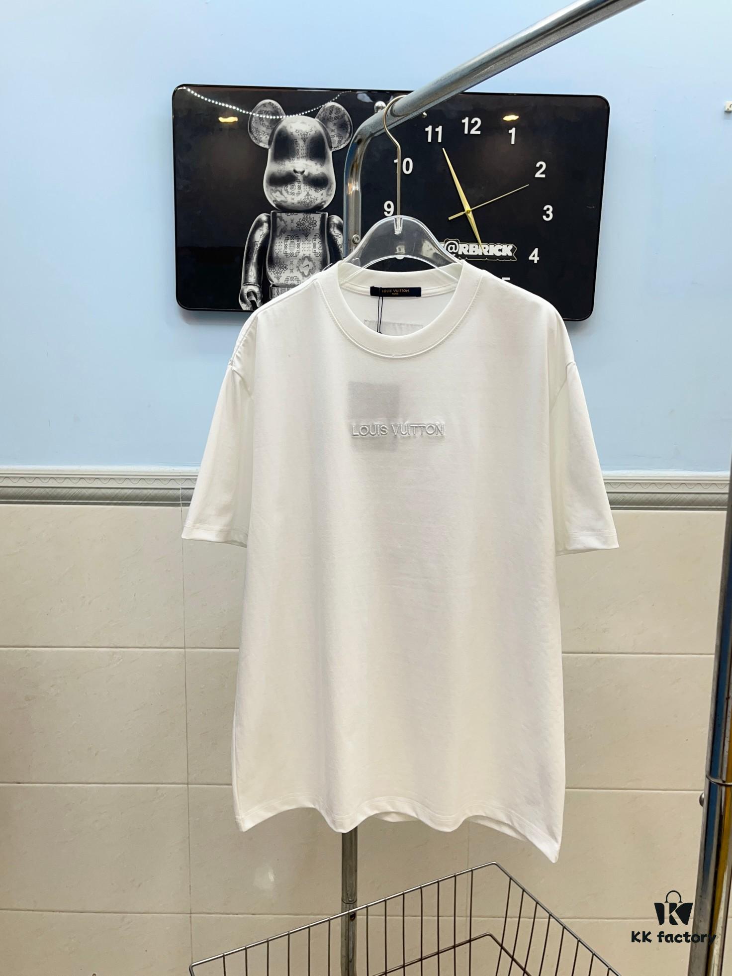 LOUIS VUITTON Embroidered New Short Sleeve T-Shirt, High Quality 280g Double Cotton Fabric, Soft Comfortable Wear, Nylon Smooth Washed Cotton Material, Premium Front Embroidery with Special Craftsmanship, Fashion Trend Style, Custom Dyeing and Matching Official Website Design, Complete Three Labels, Not Ordinary Market Version, Guaranteed Quality, Unisex Design