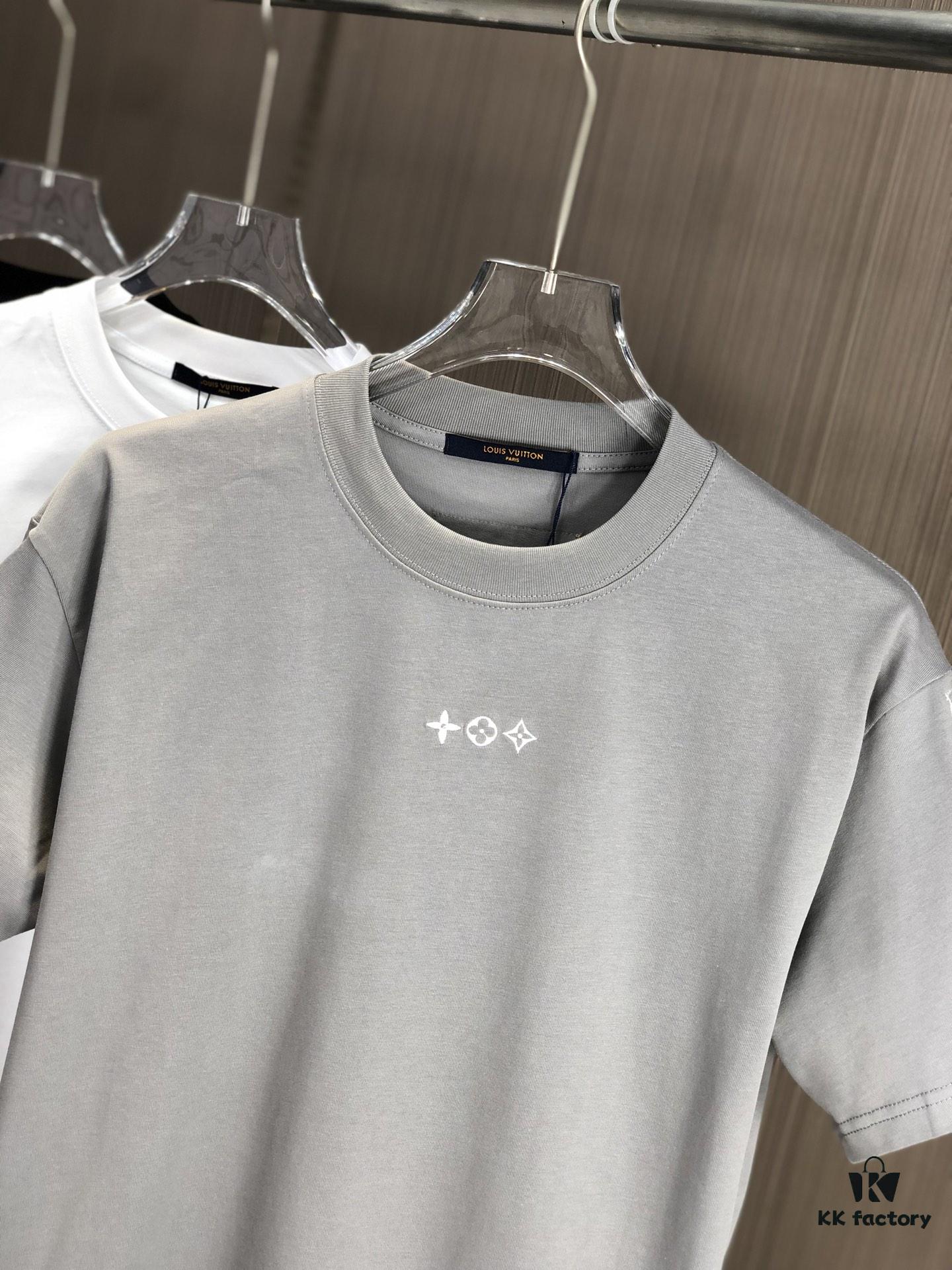 LV Louis Vuitton 2025 Spring/Summer New Arrival Round Neck Short Sleeve T-Shirt with Front Embroidery and Back Chain Stitch Design, Made from 320g Double-Layer Combed Cotton Fabric, Slightly Loose Fit, Soft and Substantial Fabric Texture, Unisex Style