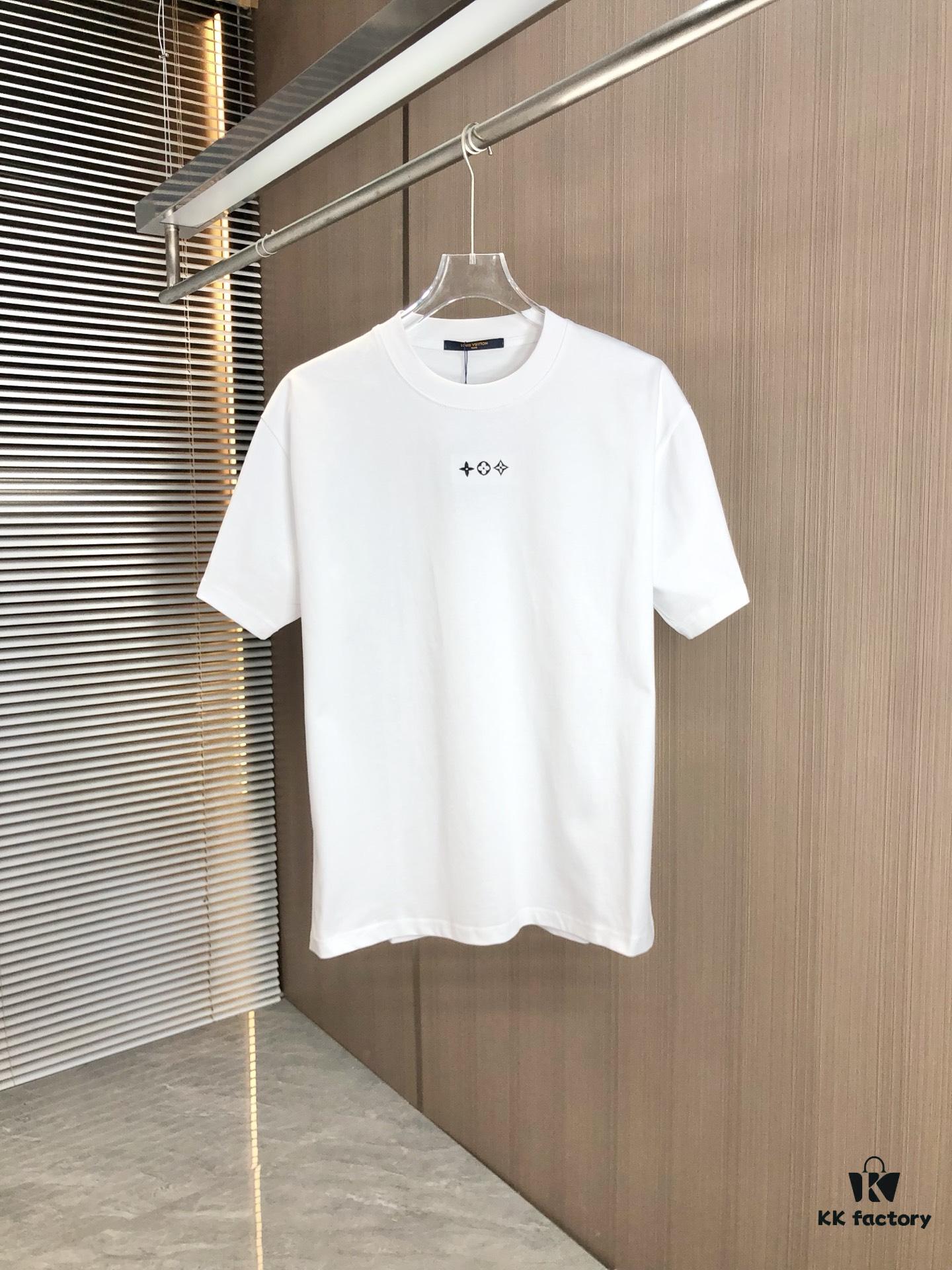 LV Louis Vuitton 2025 Spring-Summer New Arrival Round Neck Short Sleeve T-Shirt with Front Embroidery and Back Chain Stitching, Made from 320g Double-Combed Cotton Fabric, Slightly Loose Fit, Soft and Substantial Texture, Unisex Design