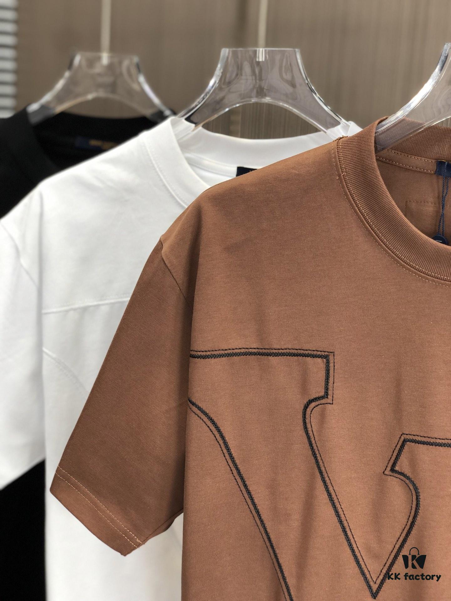 LV Louis Vuitton 2025 Spring/Summer New Arrival Round Neck Short Sleeve T-Shirt with Chain and Single Needle Embroidery, Premium 320g Double-Combed Cotton Fabric, Slightly Loose Fit, Unisex Design