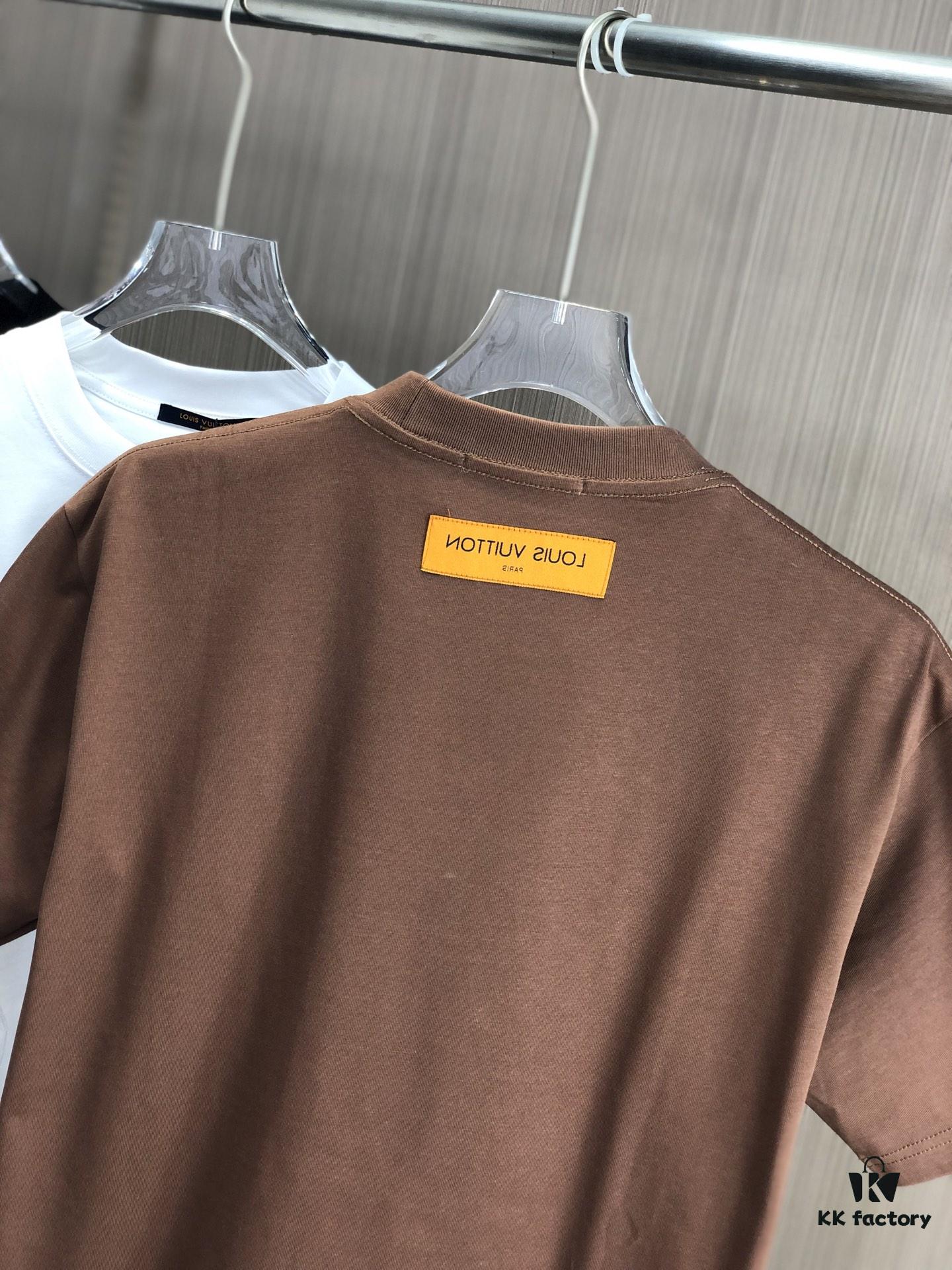 LV Louis Vuitton 2025 Spring/Summer New Arrival Round Neck Short Sleeve T-Shirt with Chain and Single Needle Embroidery, Premium 320g Double-Combed Cotton Fabric, Slightly Loose Fit, Unisex Design