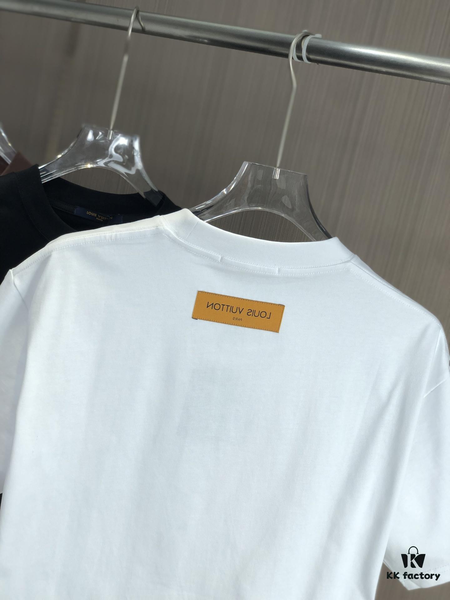 LV Louis Vuitton 2025 Spring/Summer New Arrival Round Neck Short Sleeve T-Shirt with Chain and Single Needle Embroidery, Premium 320g Double-Combed Cotton Fabric, Slightly Loose Unisex Fit