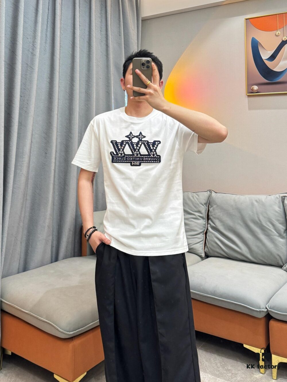 Real-shot model photo