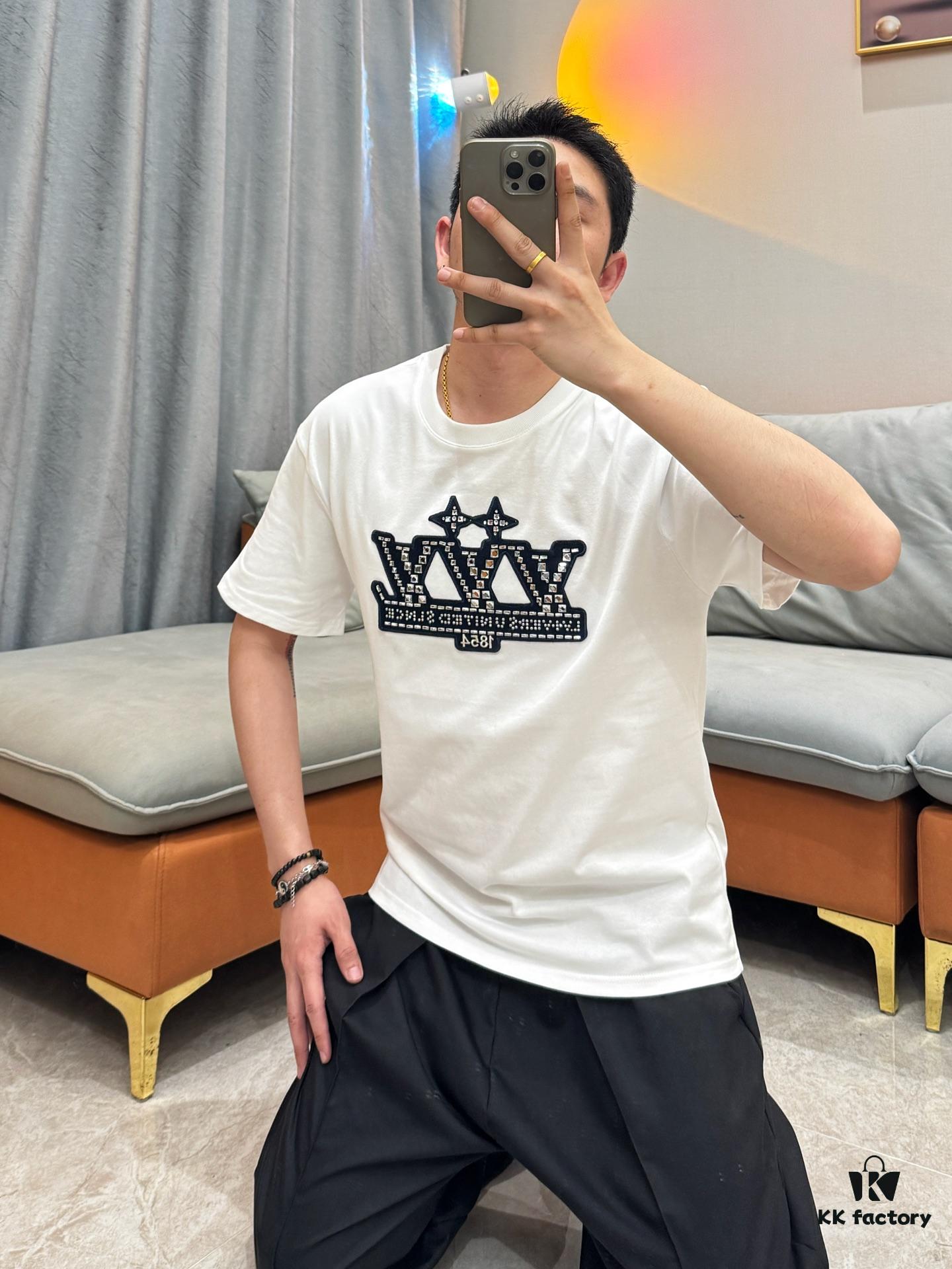 Real-shot model photo