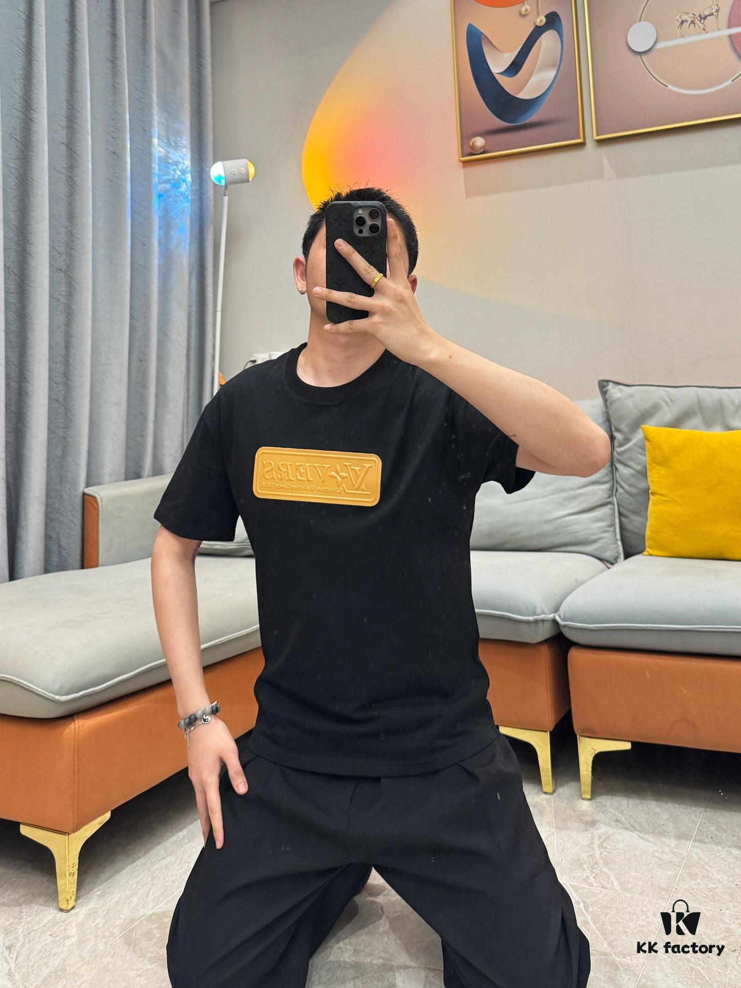 Real-shot model photo