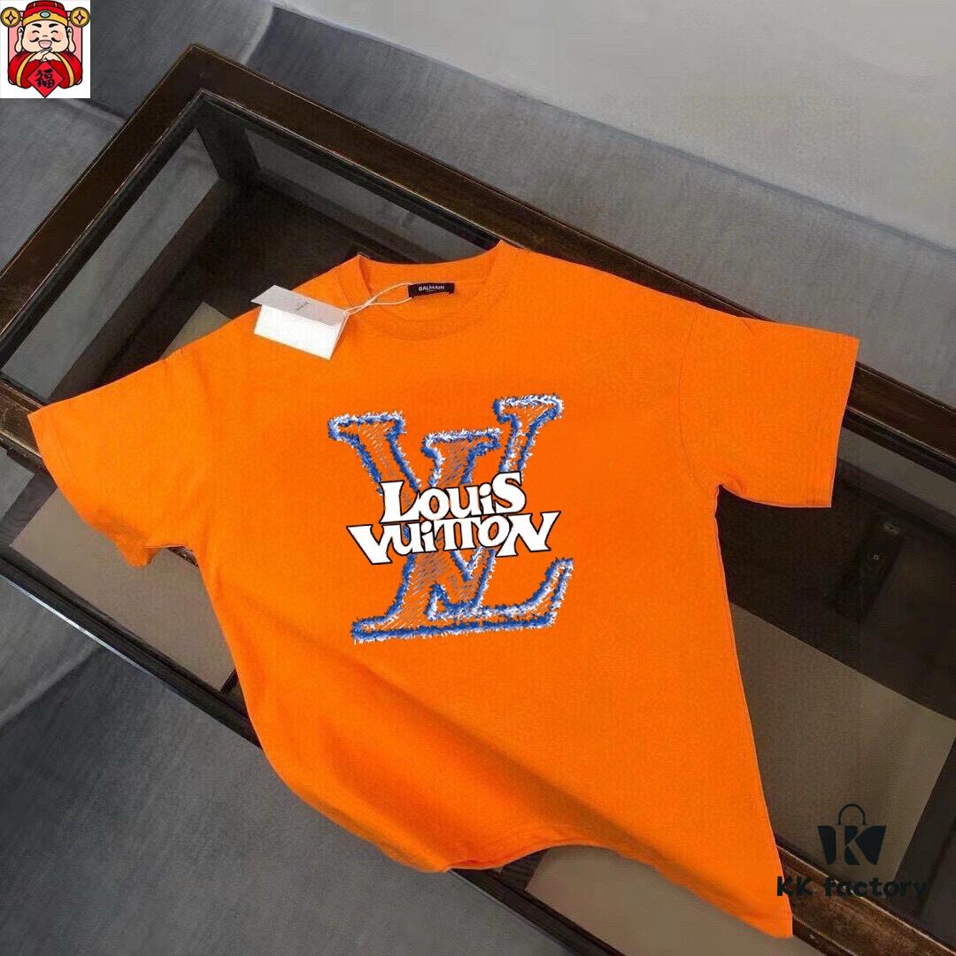 LV Louis Vuitton Men's Casual Short-Sleeve T-Shirt, 2025 Spring/Summer New Arrival, Premium Logo Craftsmanship, Imported Silk-Cotton Fabric, Stylish and Versatile Design