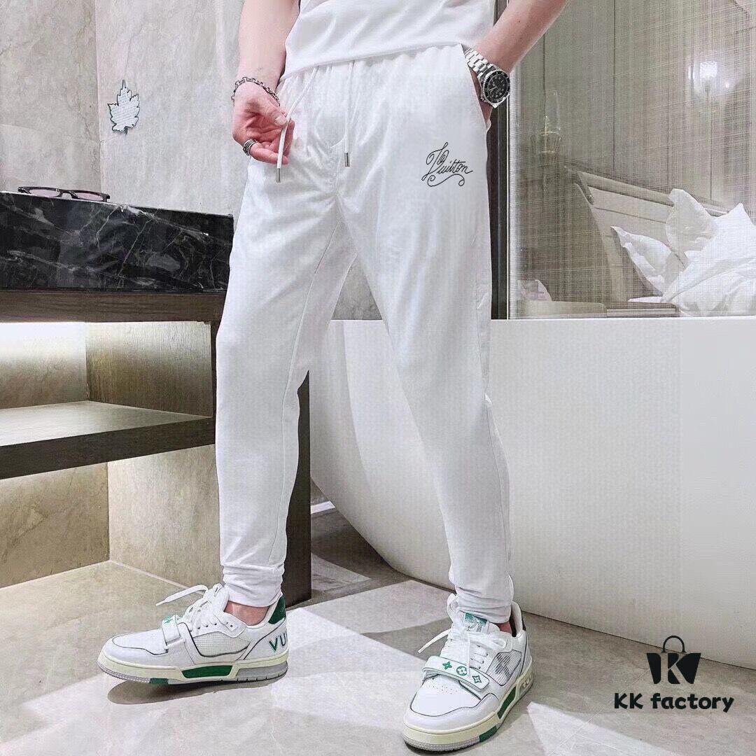 LV Louis Vuitton 2025 Official Website Same Style Summer Men's Double Mercerized High-Quality Suit Premium Imported Fabric Trendy Fashion Versatile Bestseller Simple and Elegant Precise Stitching