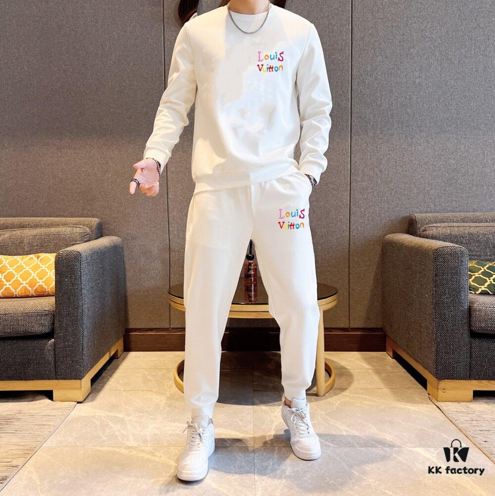 【LV Louis Vuitton】(Plus-Size Friendly) 2025 New Arrival Hoodie Set – Premium Authentic Roman Cotton, Natural Comfort and Elegance