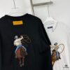 New Arrival LOUIS VUITTON Western Cowboy Style Fully Embroidered Short Sleeve T-Shirt, High-Density Imported 270g Fabric, High-Temperature Dyeing and Post-Setting Treatment! Complete Triple Labeling