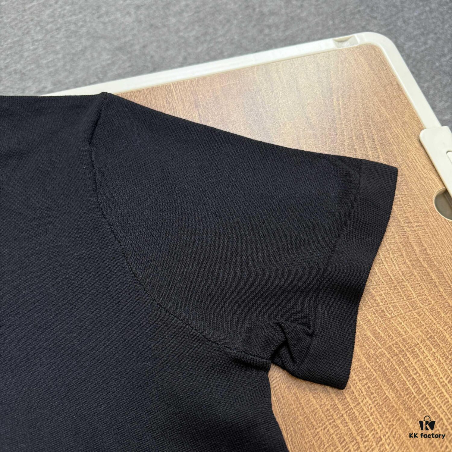 New Arrival Louis Vuitton Unisex Black and White Portrait Knit Short Sleeve T-Shirt