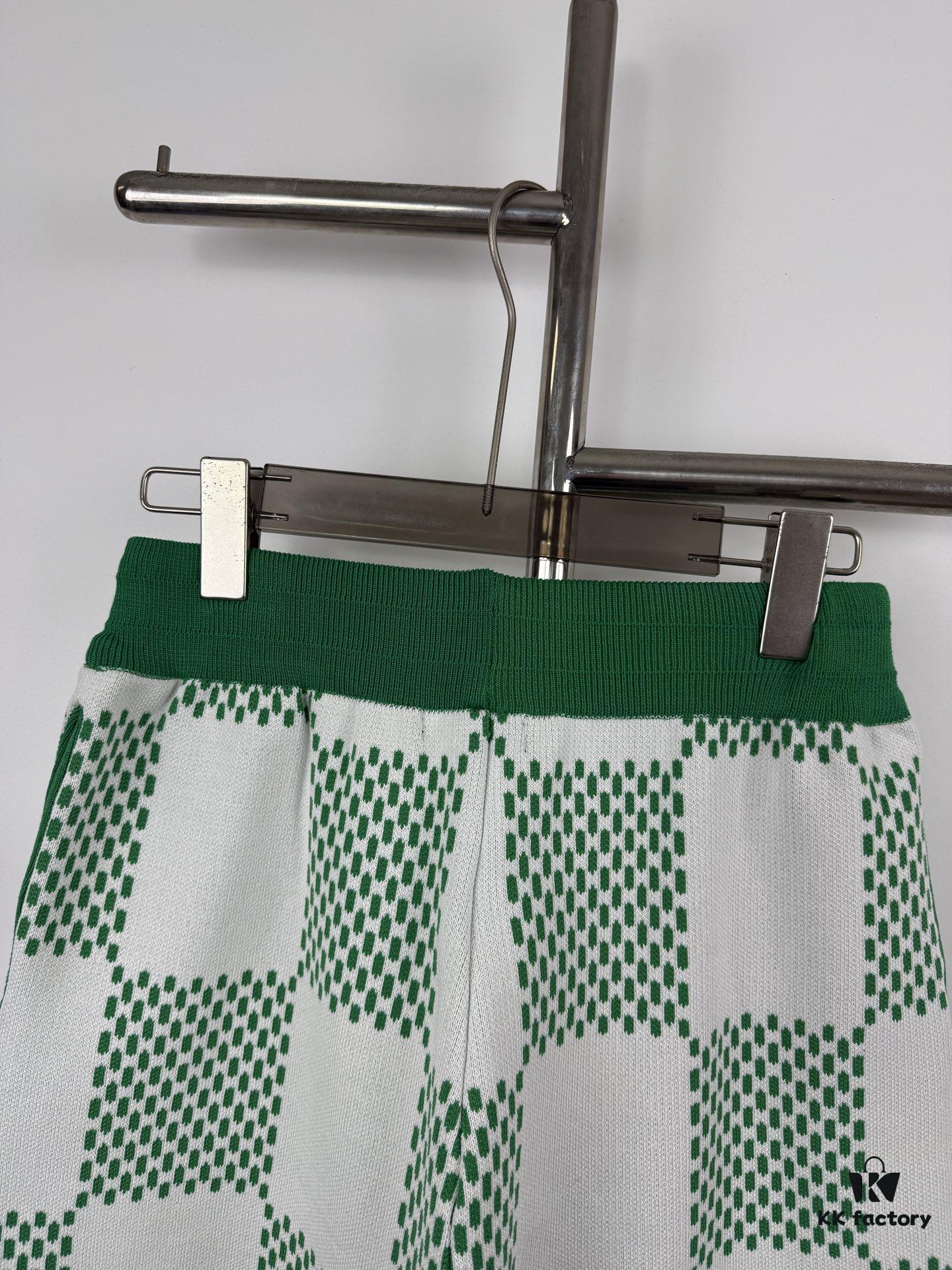 New Arrival Louis Vuitton 1V 25SS Large Checkerboard Jacquard Knit Shorts