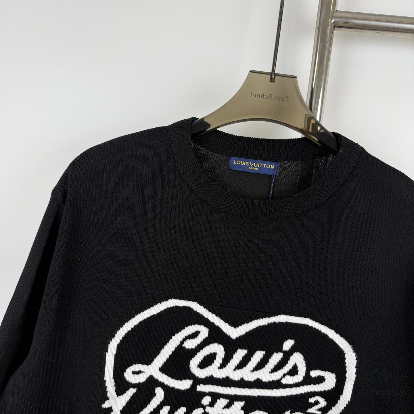 New Louis Vuitton LV 2023 Spring Heart Knit Short-Sleeve Unisex by lvXnigo Collaboration