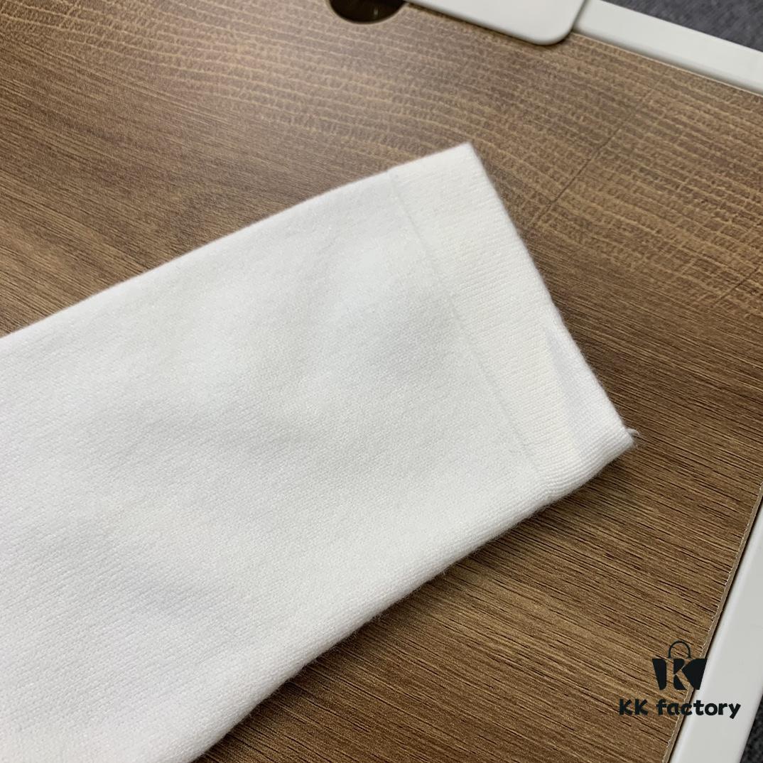 Louis Vuitton LV 2024 Spring New Duck Letter Knitted Long-Sleeve Sweater Unisex