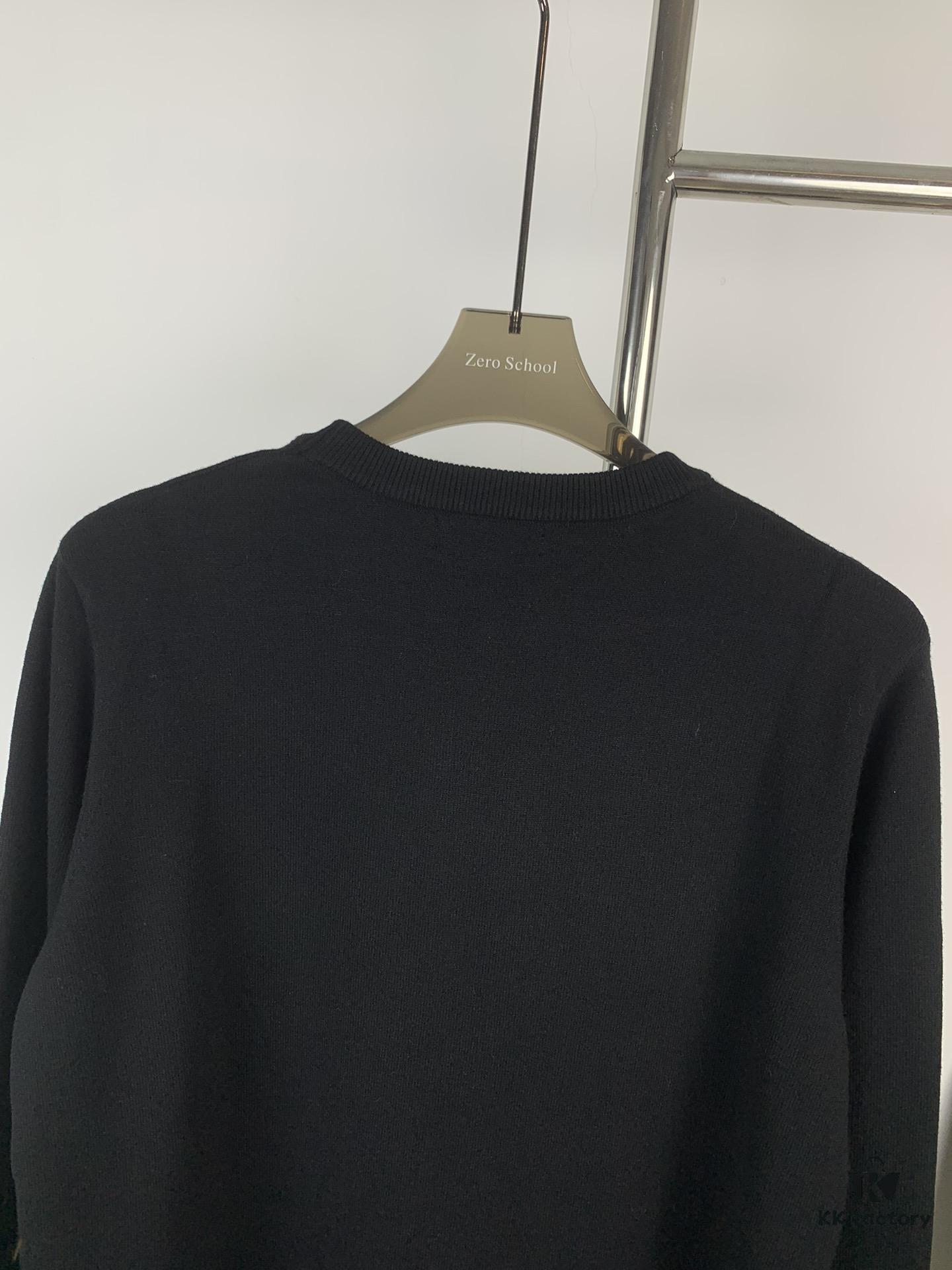 New LV Navy Blue Love Sweater with 15% Wool, Soft and Comfortable for Direct Wear! Premium High-End Version! Excellent Warmth and Quality!