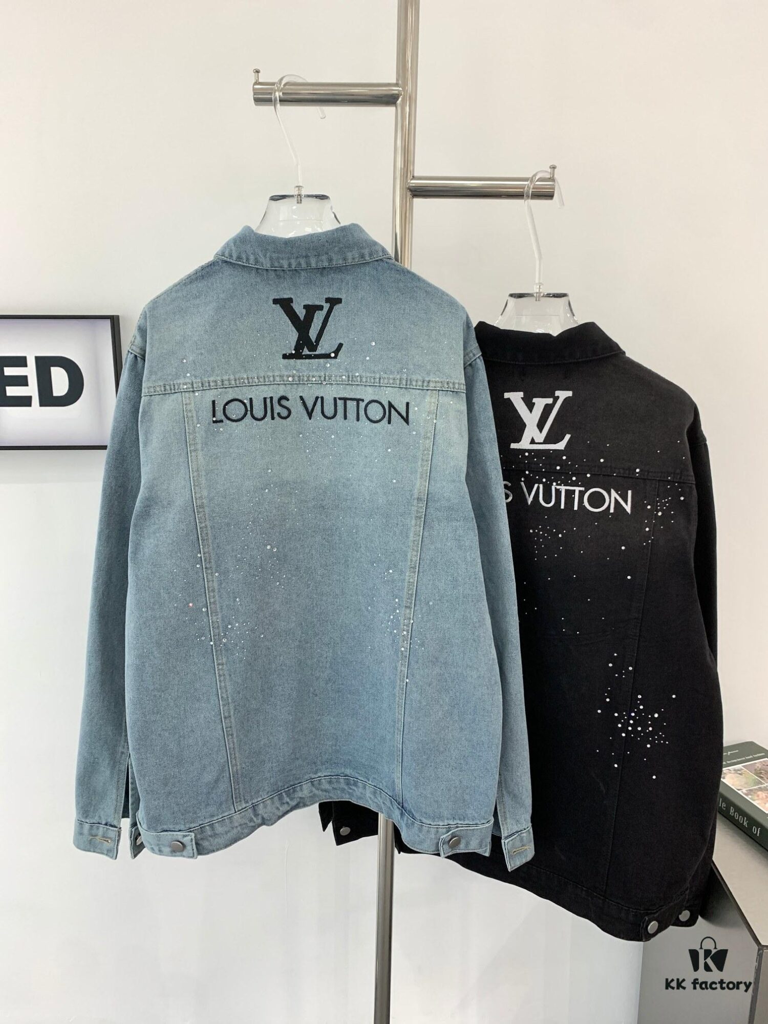 New Louis Vuitton LV FW Starry Sky Rhinestone Embroidered Distressed Denim Jacket for Men and Women