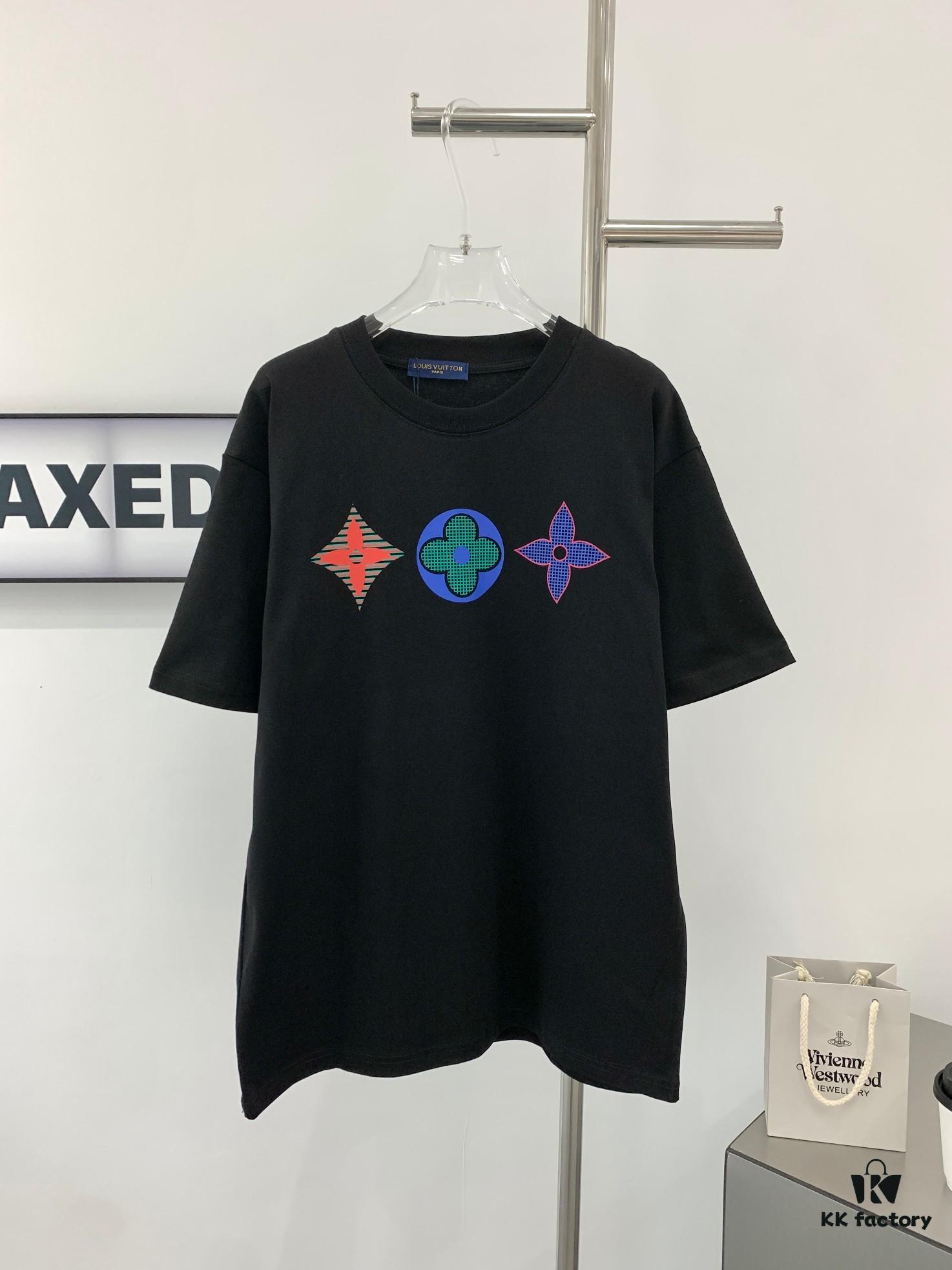New Arrival LOUIS VUITTON LV Chest Tricolor Flower Logo Printed Short Sleeve T-Shirt
