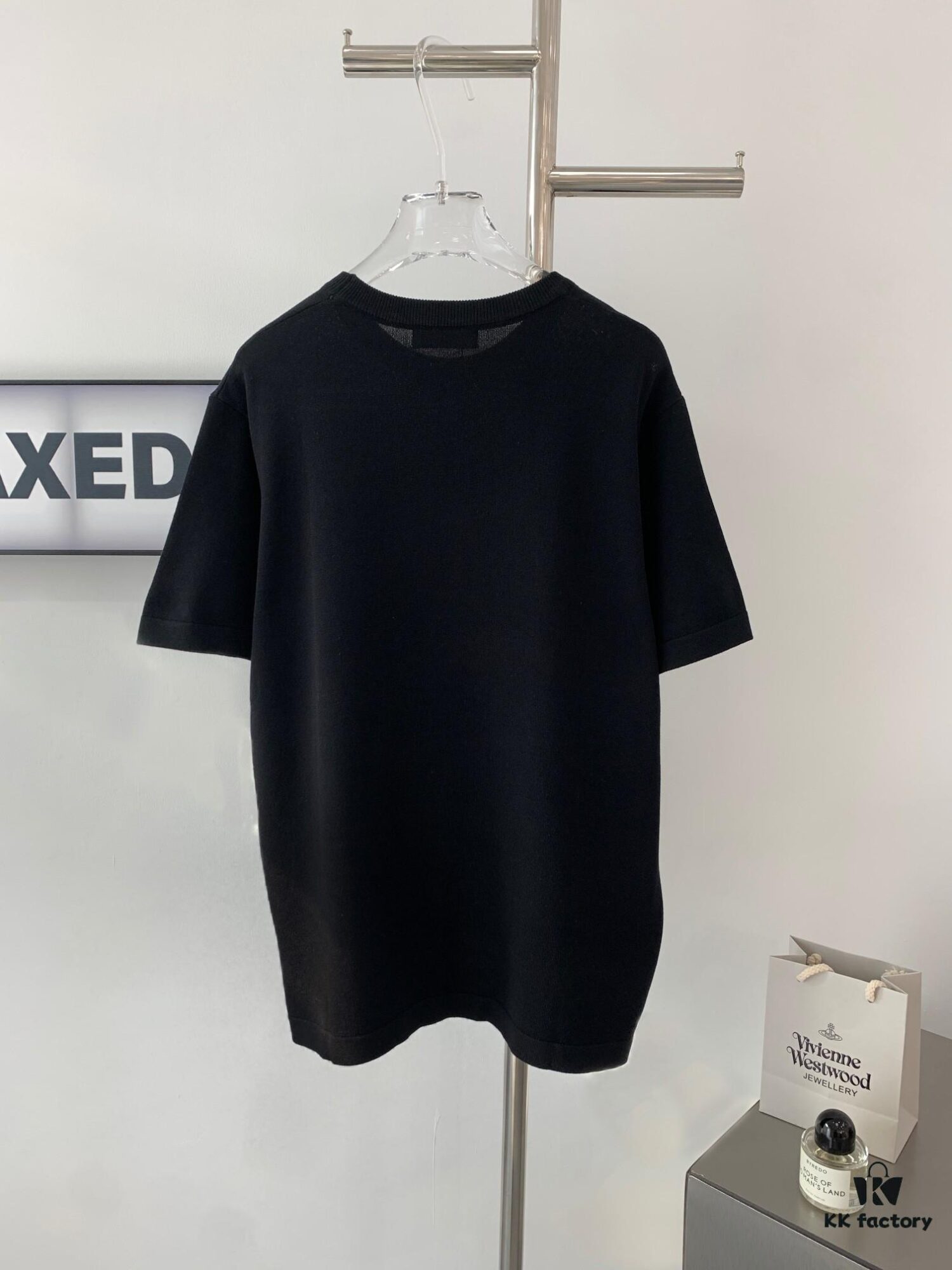 New Louis Vuitton Unisex Black and White Portrait Knit Short Sleeve T-Shirt