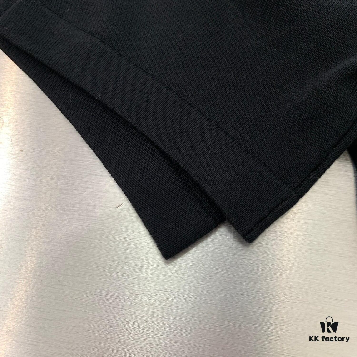 New Louis Vuitton Unisex Black and White Portrait Knit Short Sleeve T-Shirt