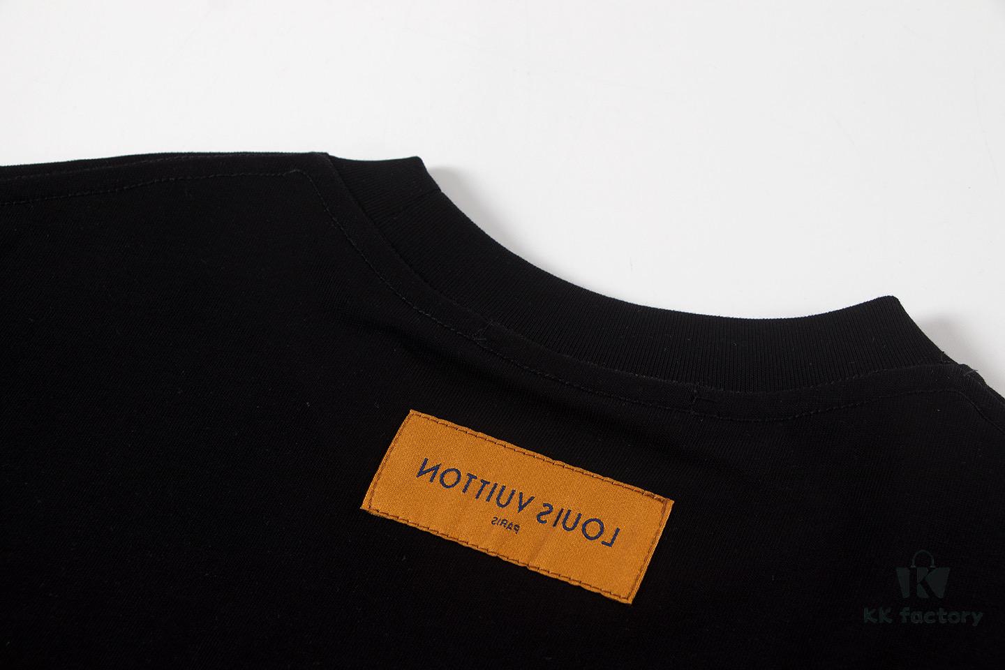 Louis Vuitton 2025 Latest Short Sleeve T-Shirt with Patch Embroidery