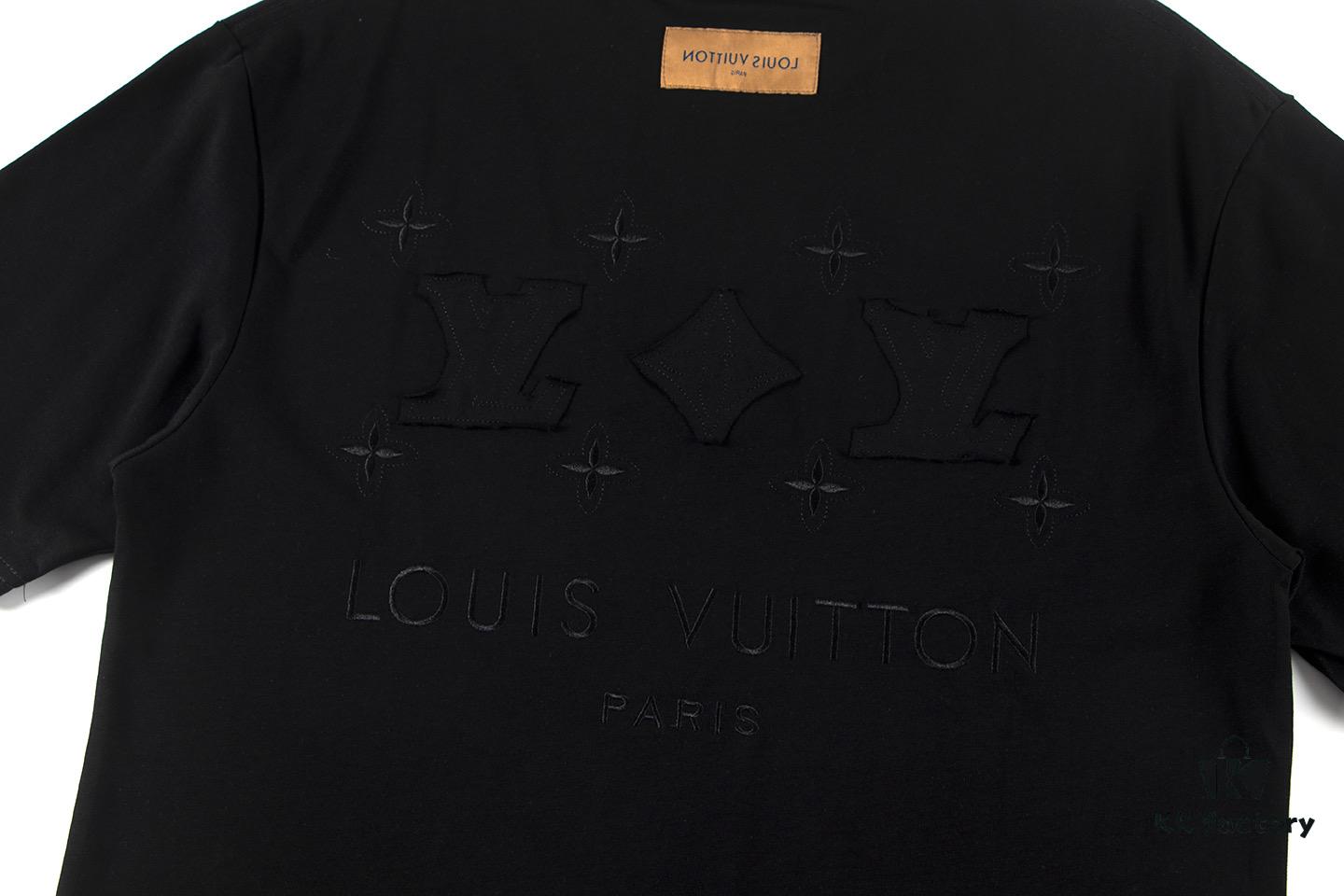Louis Vuitton 2025 Latest Short Sleeve T-Shirt with Patch Embroidery