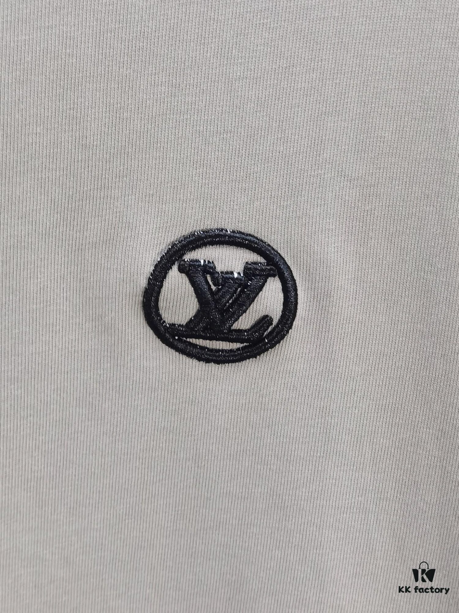 Louis 1V (Embroidered Premium Version, Distinct from Standard Stock)