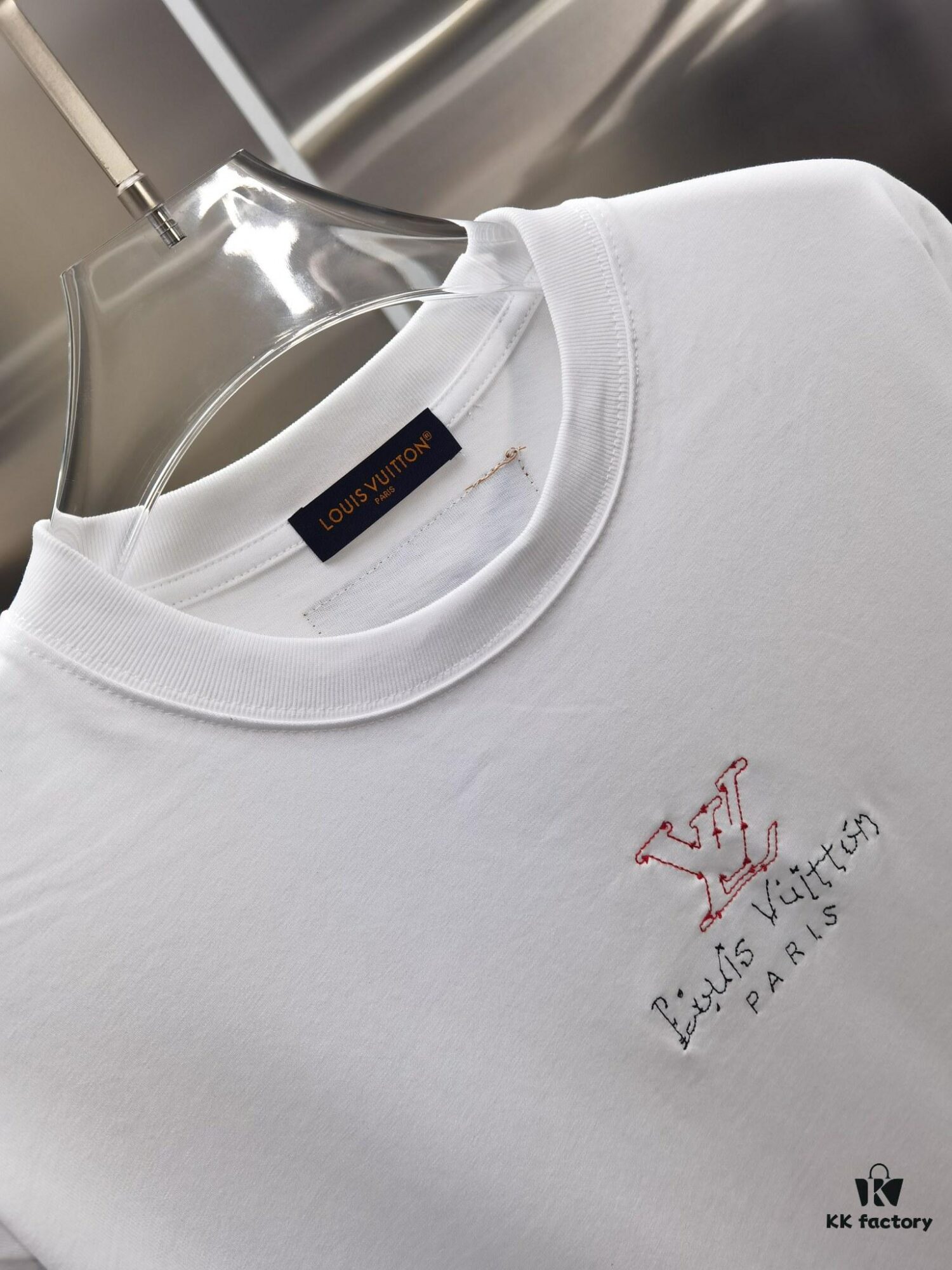 Louis 1V (Embroidered Premium Version, Distinct from Standard Stock) Short Sleeve T-Shirt