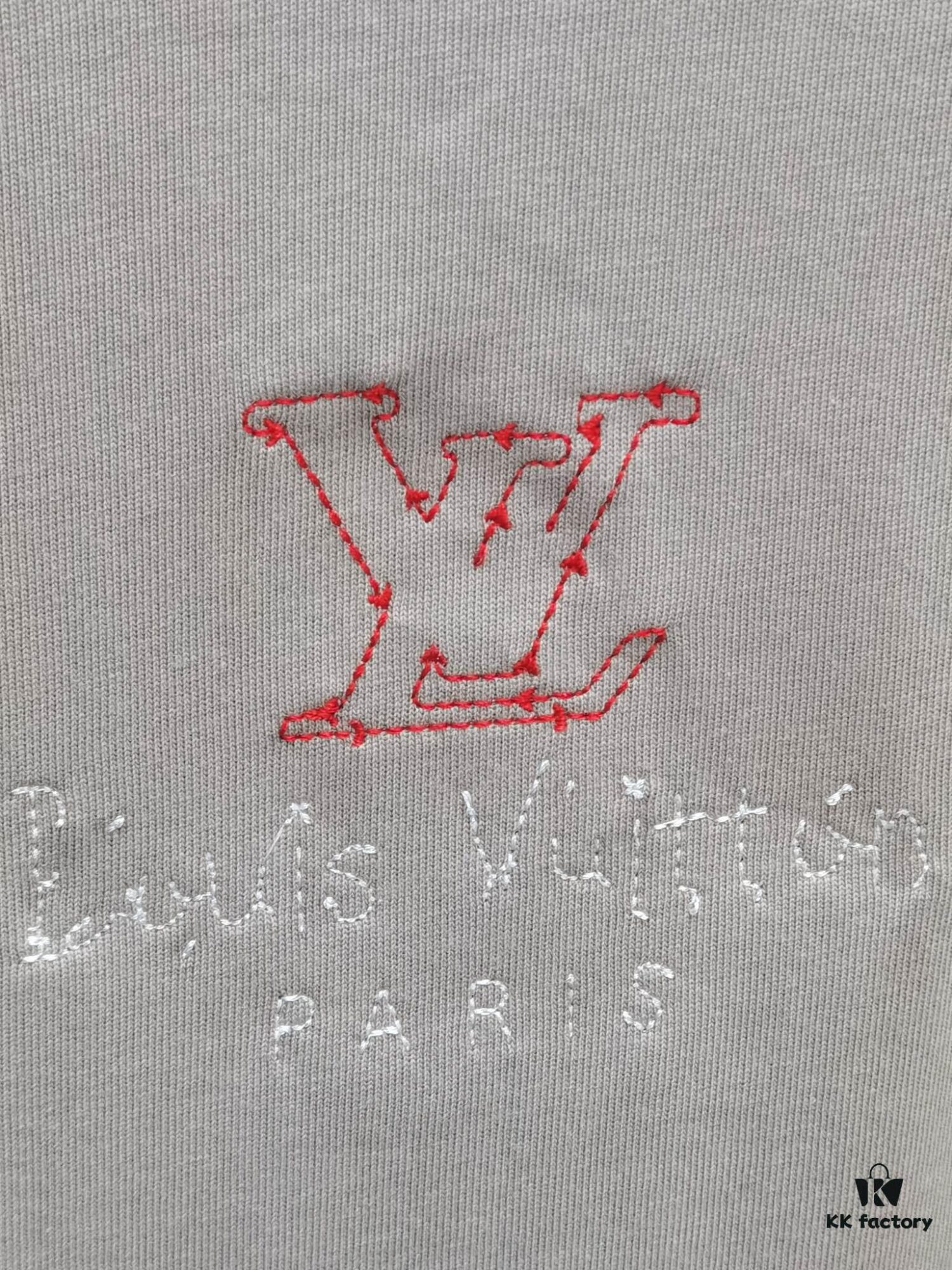 Louis 1V (Embroidered Premium Version, Distinct from Standard Stock) Short Sleeve T-Shirt