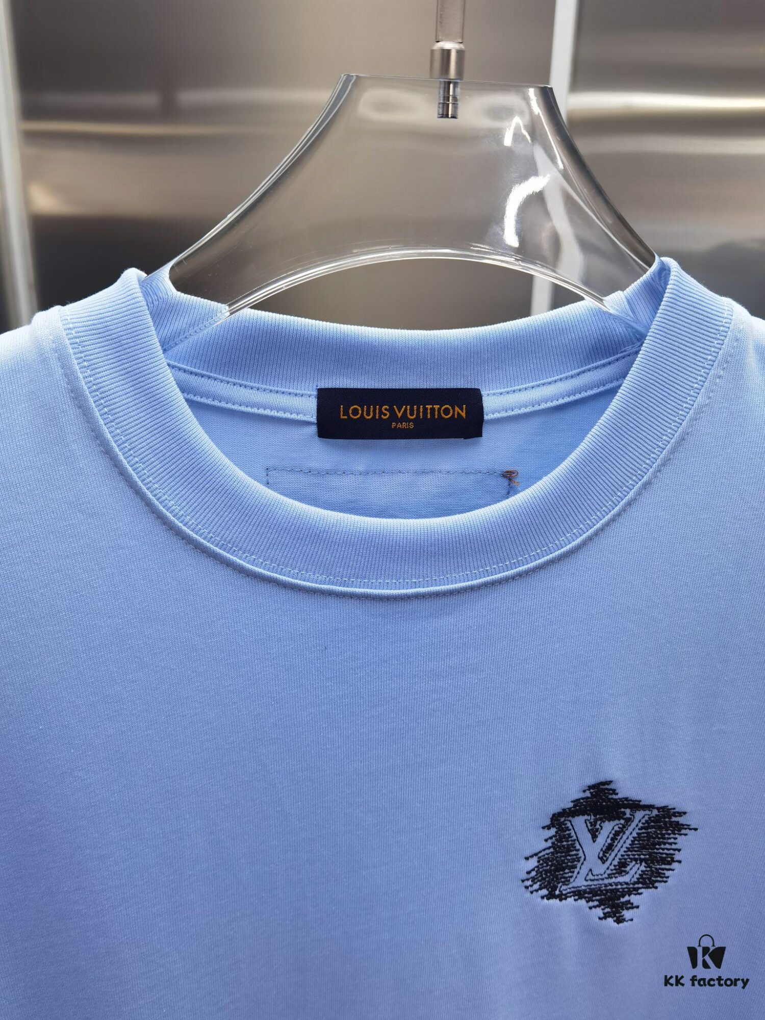 Louis 1V (Embroidered Premium Version, Distinct from Standard)
