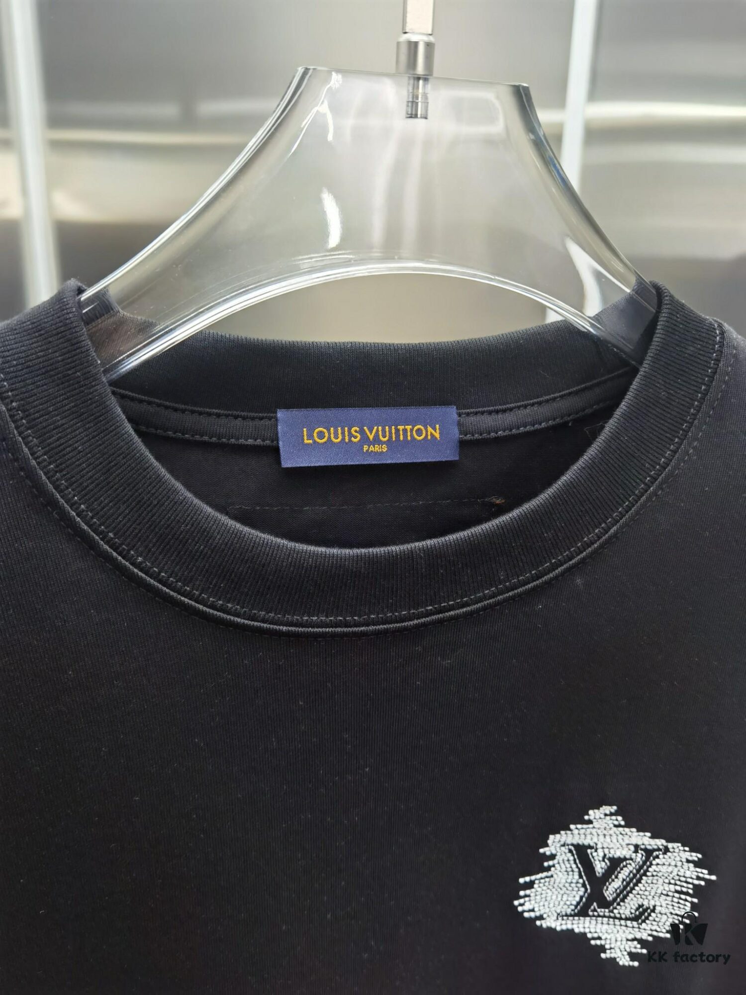 Louis 1V (Embroidered Premium Version, Distinct from Standard Stock)