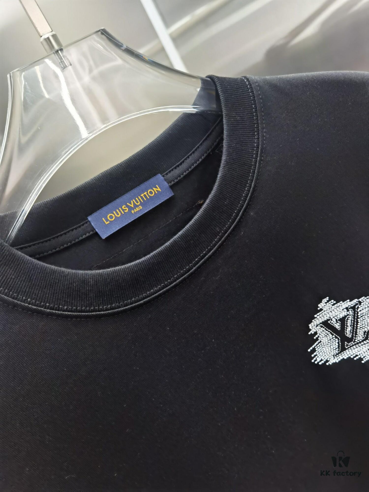 Louis 1V (Embroidered Premium Version, Distinct from Standard Stock)