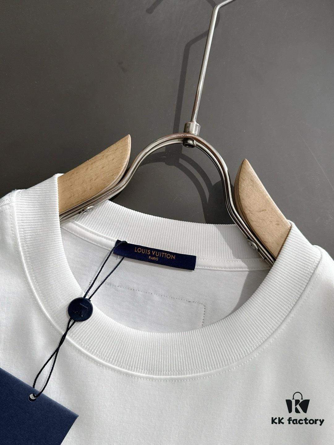 1V 2025SS Spring Summer Newest Round Neck Fashion Short Sleeve T-Shirt, Synchronized with Official Website, Cabinet-Quality Cotton Fabric