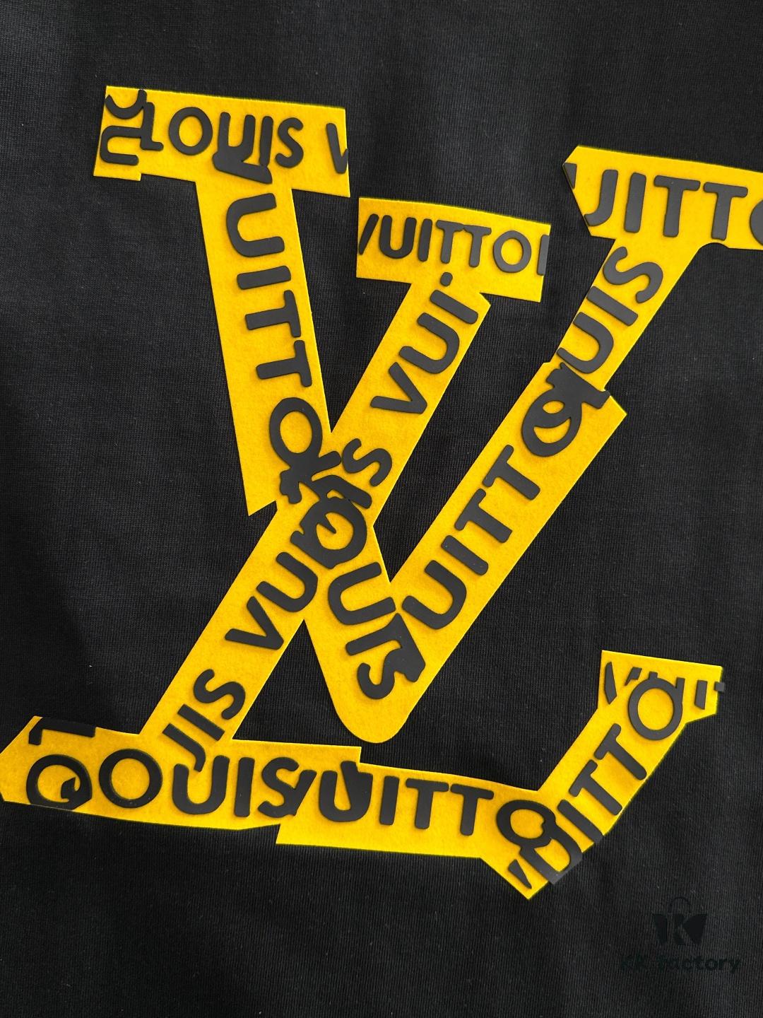 1V 2025SS Spring Summer Newest Round Neck Fashion Short Sleeve T-Shirt, Synchronized with Official Website, Cabinet-Quality Cotton Fabric!