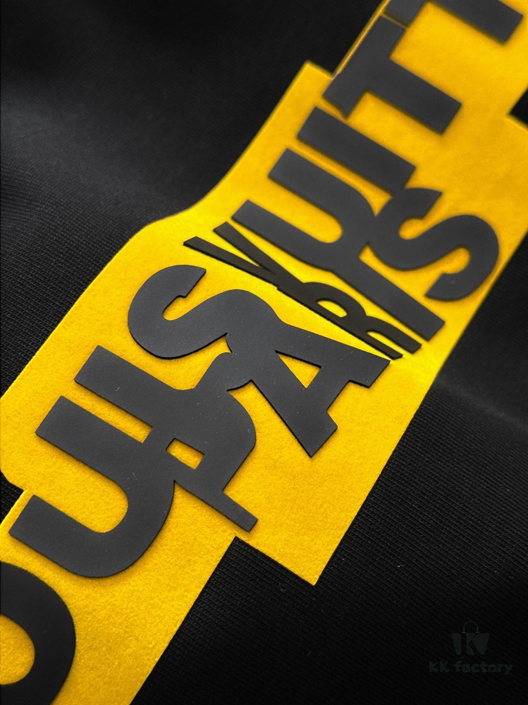 1V 2025SS Spring Summer Newest Round Neck Fashion Short Sleeve T-Shirt, Synchronized with Official Website, Cabinet-Quality Cotton Fabric!