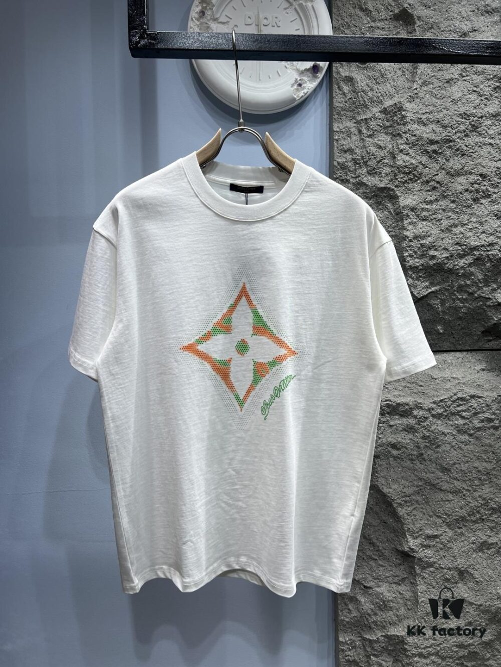 Louis Vuitton Logo-Embellished Short Sleeve T-Shirt