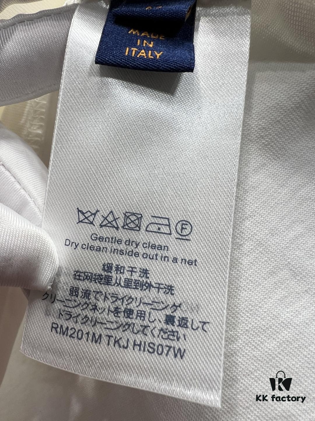 Louis Vuitton Logo-Embellished Short Sleeve T-Shirt